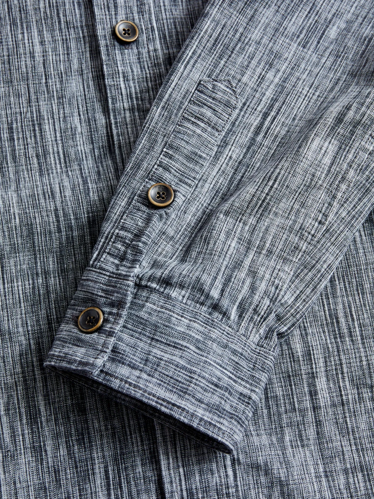 6oz Kasuri Chambray Button-Up Shirt in Black