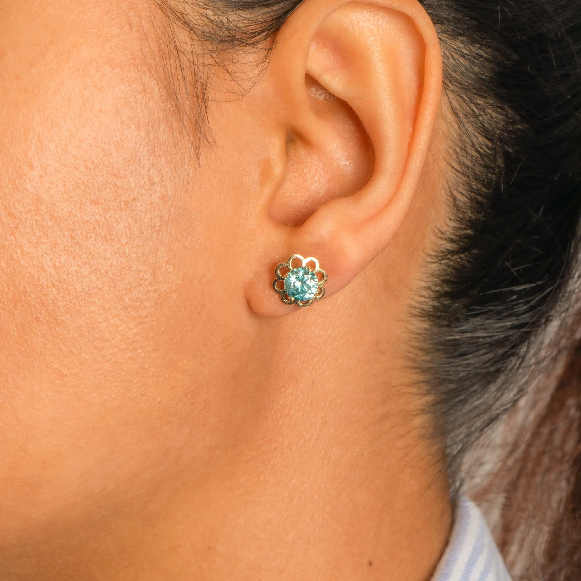9ct Gold Blue Topaz Flower Earrings, 0.80ct