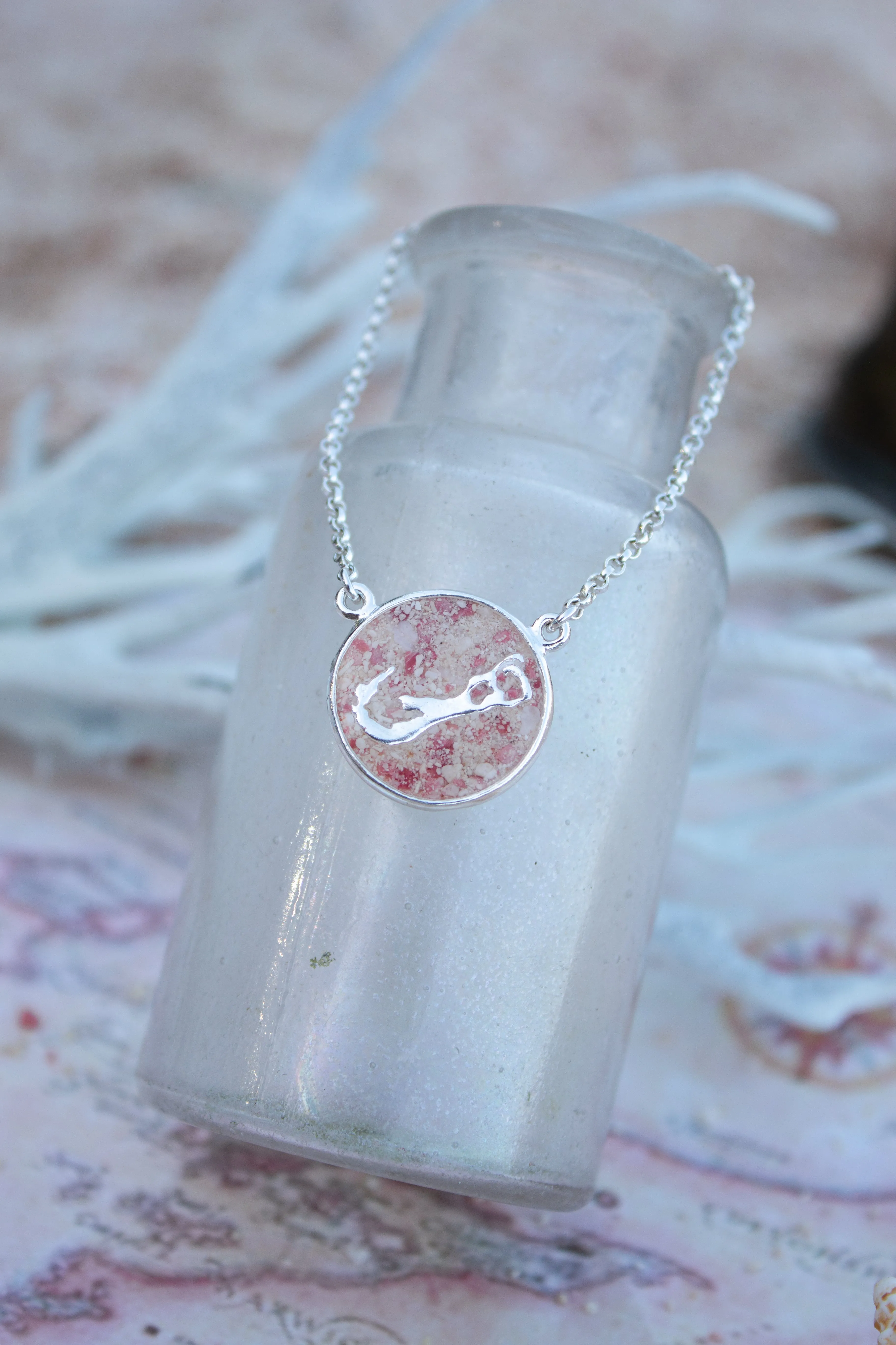 Bermuda ~  Coin Inline Necklace