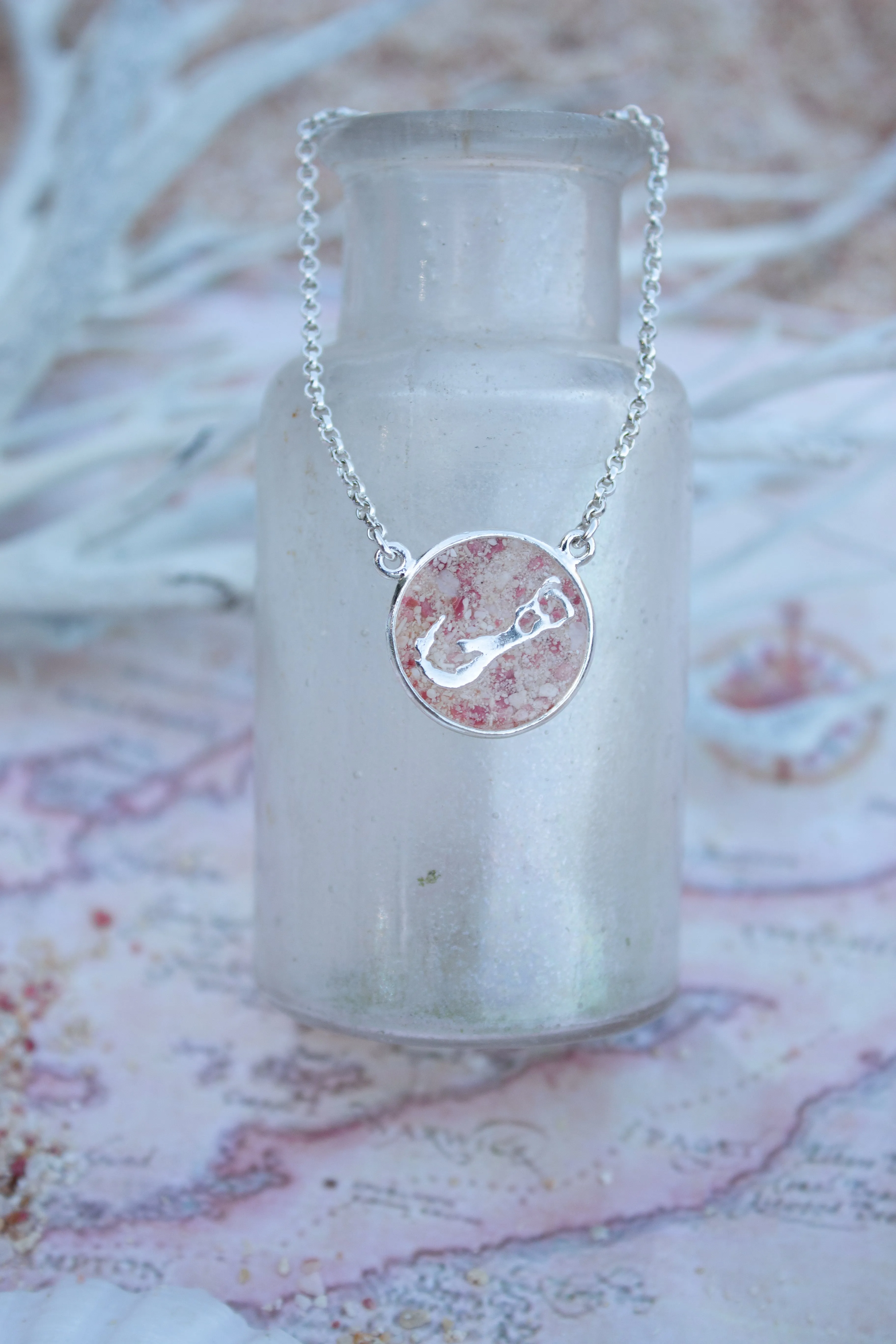 Bermuda ~  Coin Inline Necklace