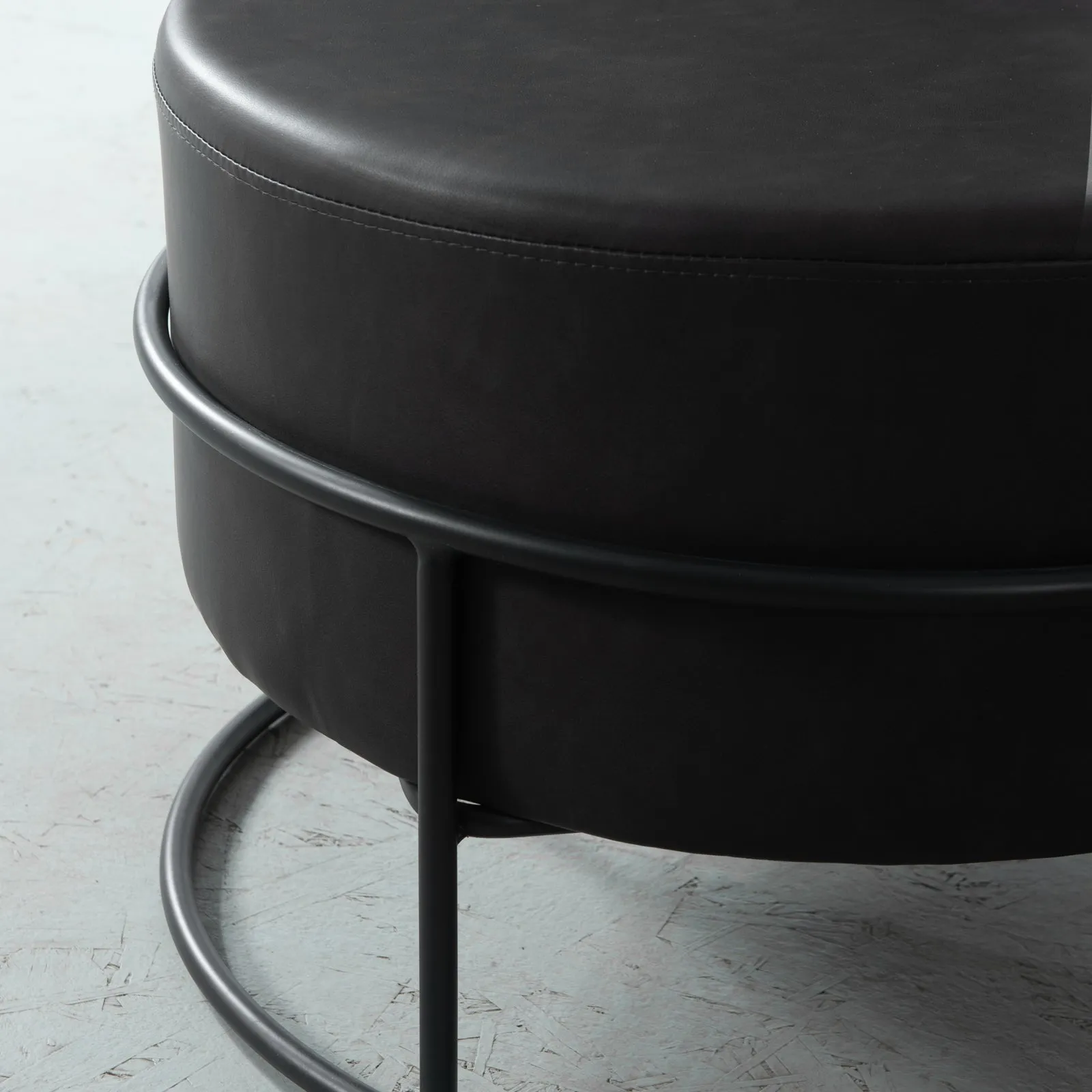 CAMERON - Black Leather Ottoman