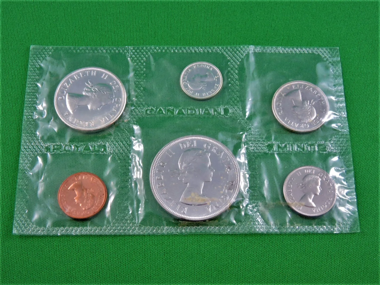 Currency - Coin Set - 1964 - RCM - Uncirculated Coin Set - Centennial of the 1864 Meetings in Charlottetown, PEI and Quebec City, QC