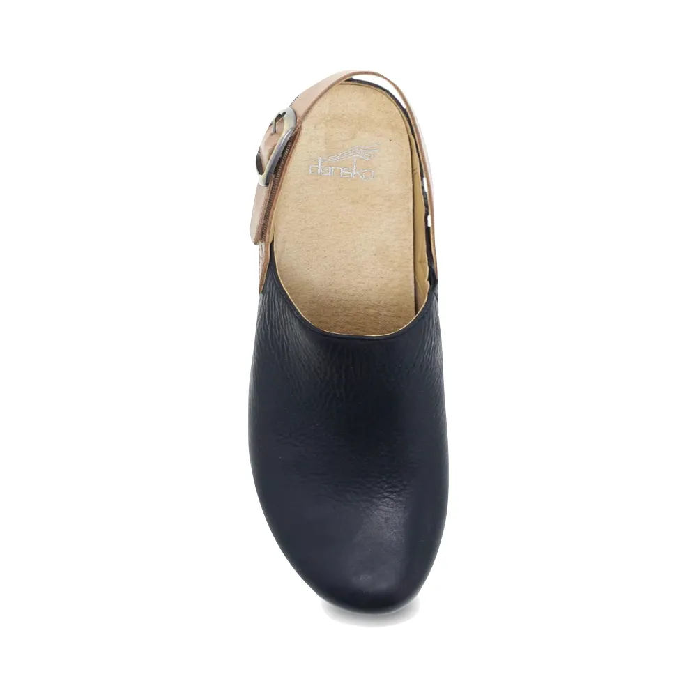 Optimized Title: Dansko Womens Merrin Leather Sling Back Clogs in Classic Black – Comfort and Style for Everyday Wear