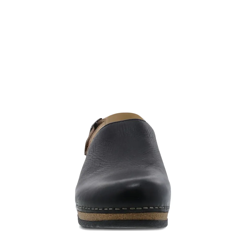 Optimized Title: Dansko Womens Merrin Leather Sling Back Clogs in Classic Black – Comfort and Style for Everyday Wear
