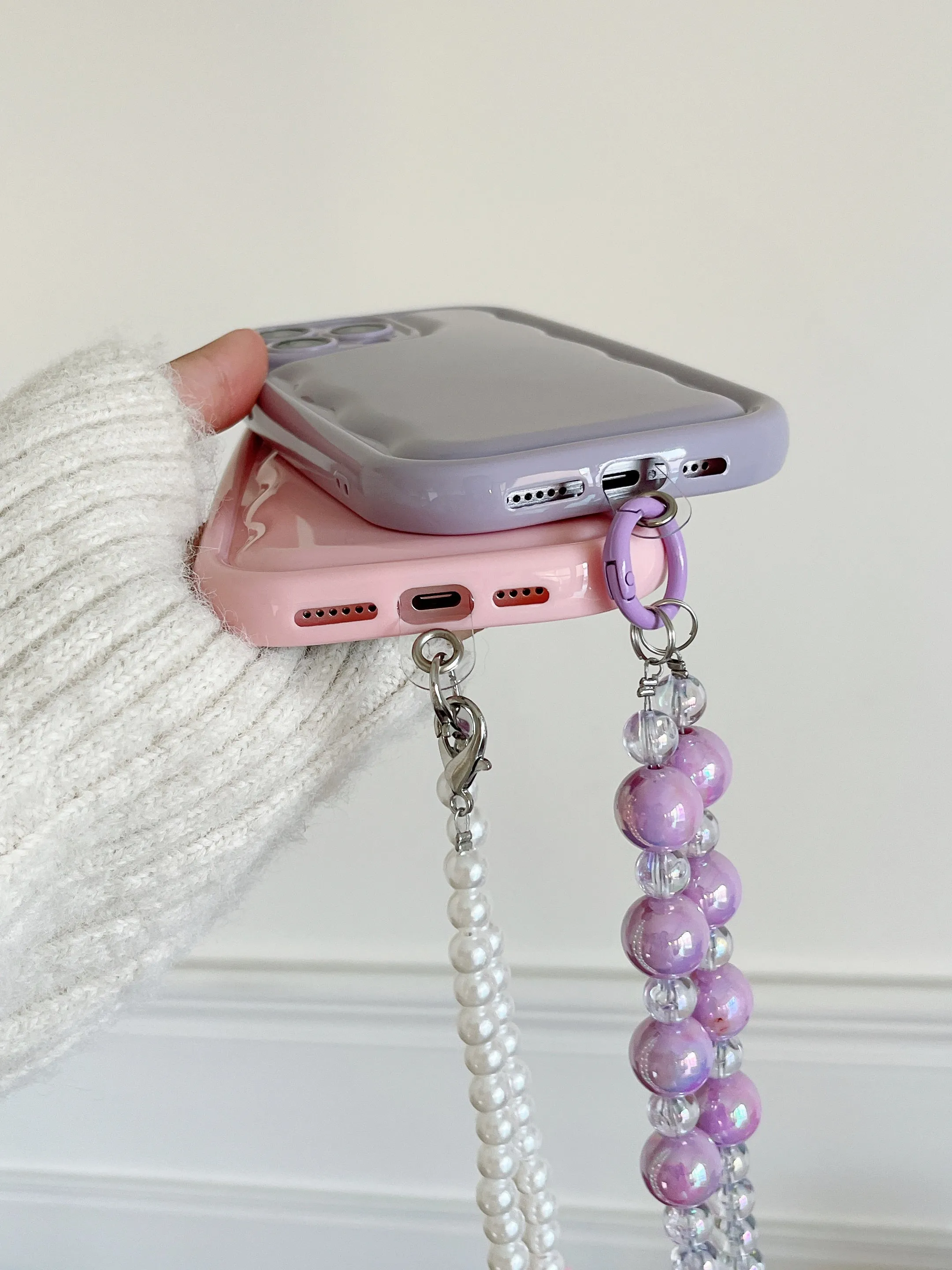 Designer Solid Color Wawy Silicon Case for iPhone With Sling Beaded Chain
