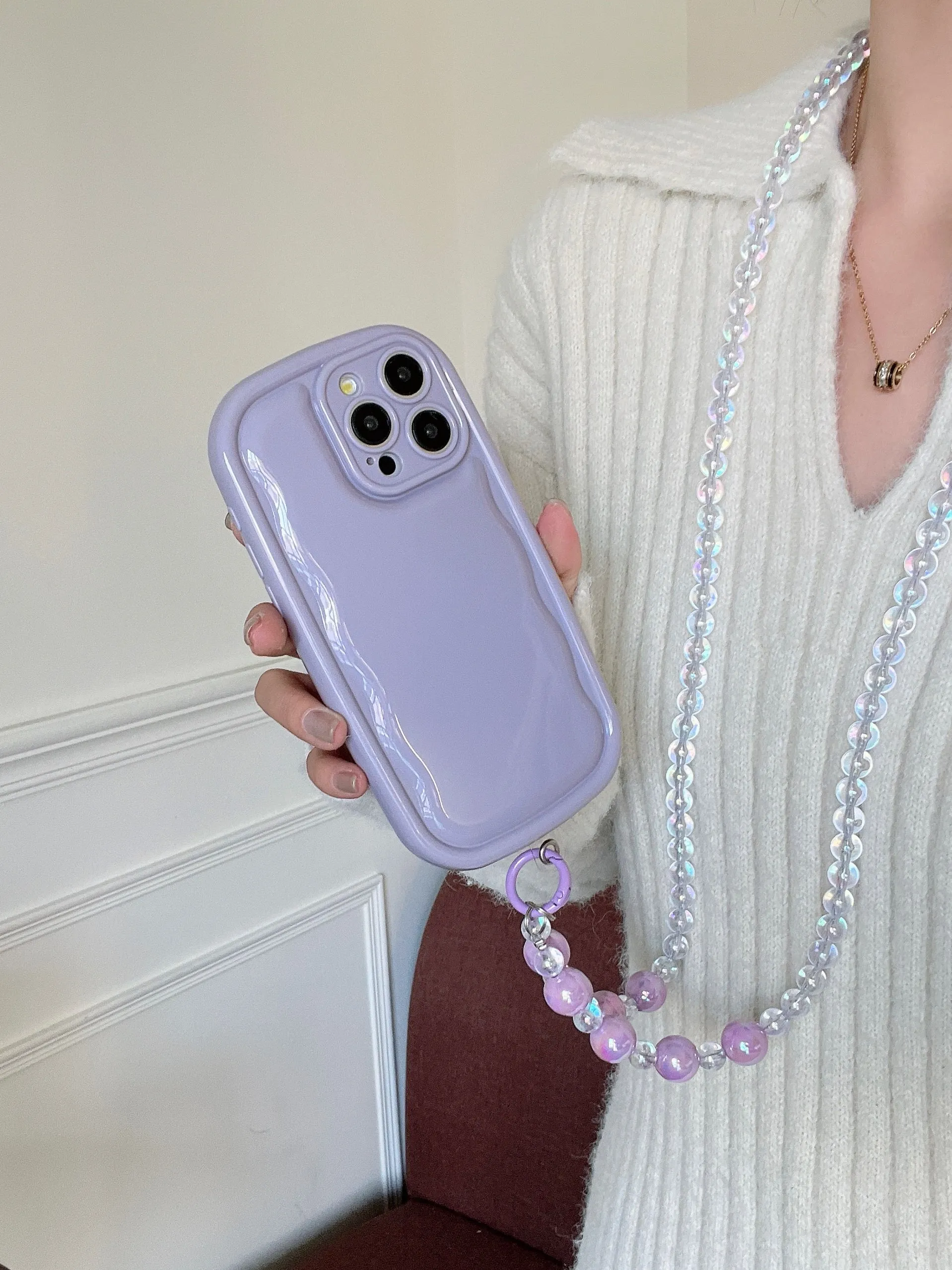 Designer Solid Color Wawy Silicon Case for iPhone With Sling Beaded Chain