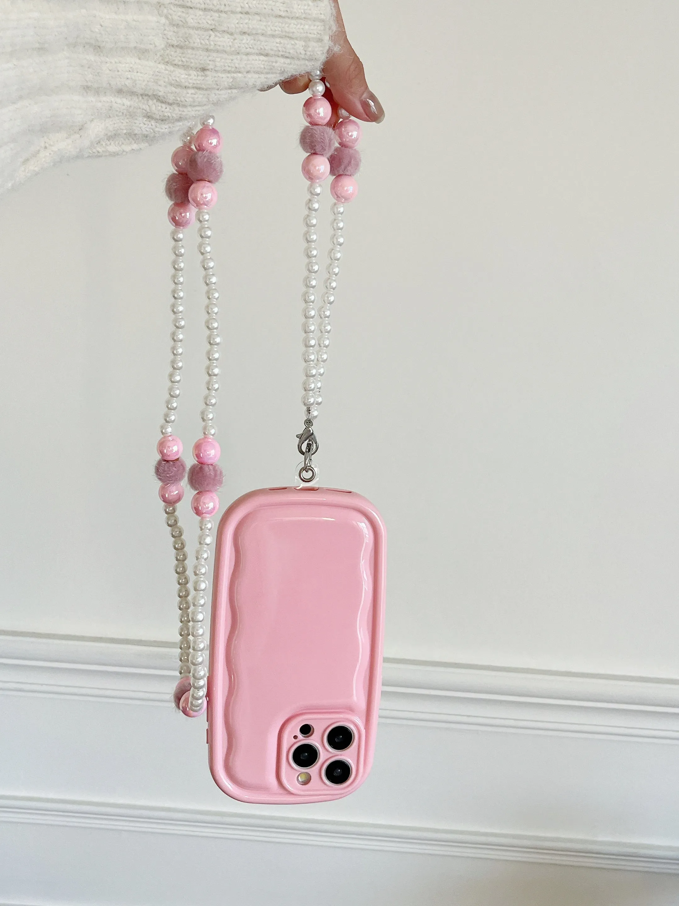 Designer Solid Color Wawy Silicon Case for iPhone With Sling Beaded Chain
