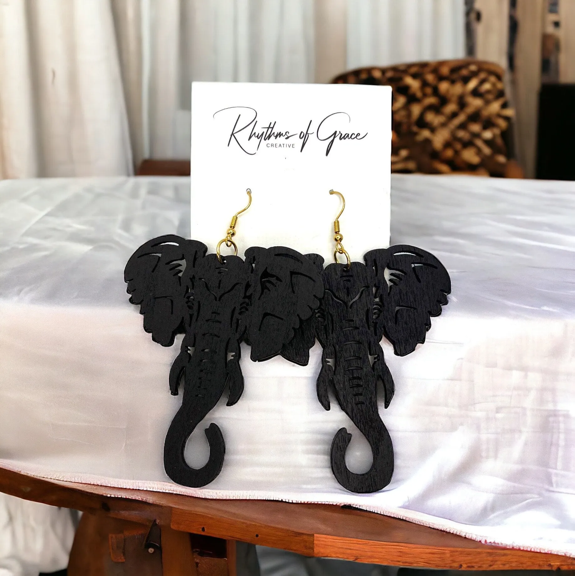 Elephant Earrings - Elephant Jewelry, Animal Earrings, Elephant Lover, African Safari, Zoo Keeper, Elephant Trainer, Elephant Gift
