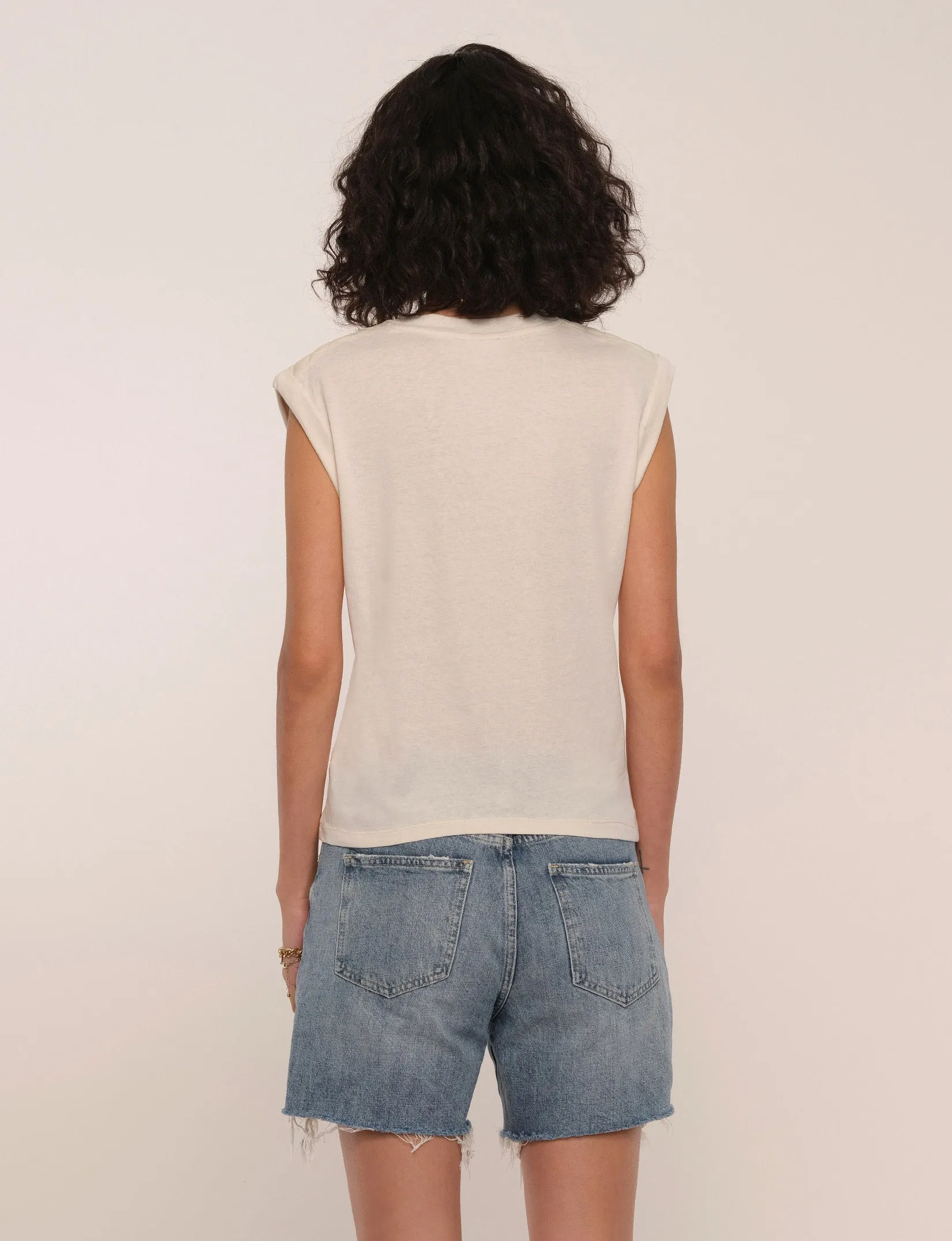 Emmie Tee