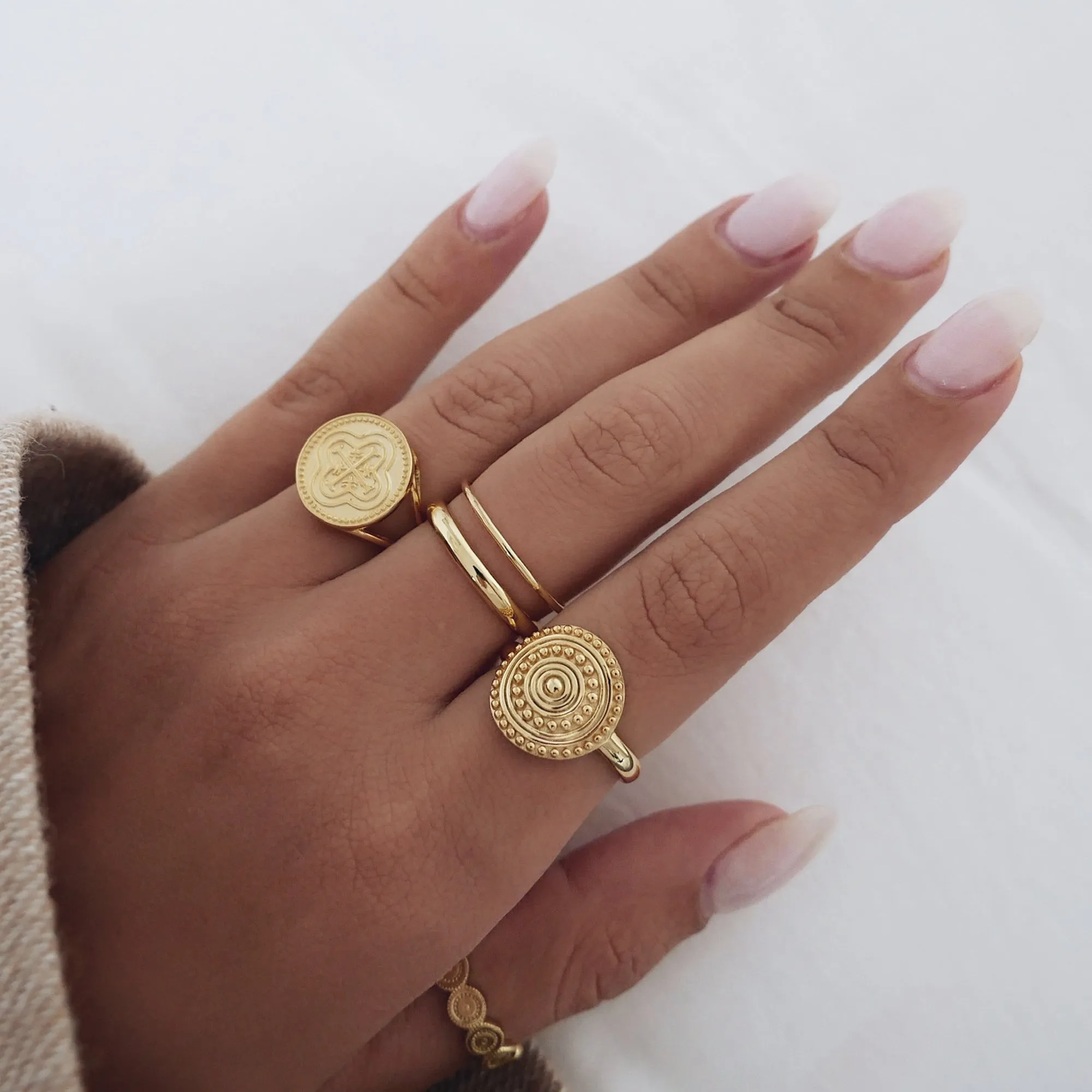 Gold Florence Coin Ring - Elegant and Premium Quality