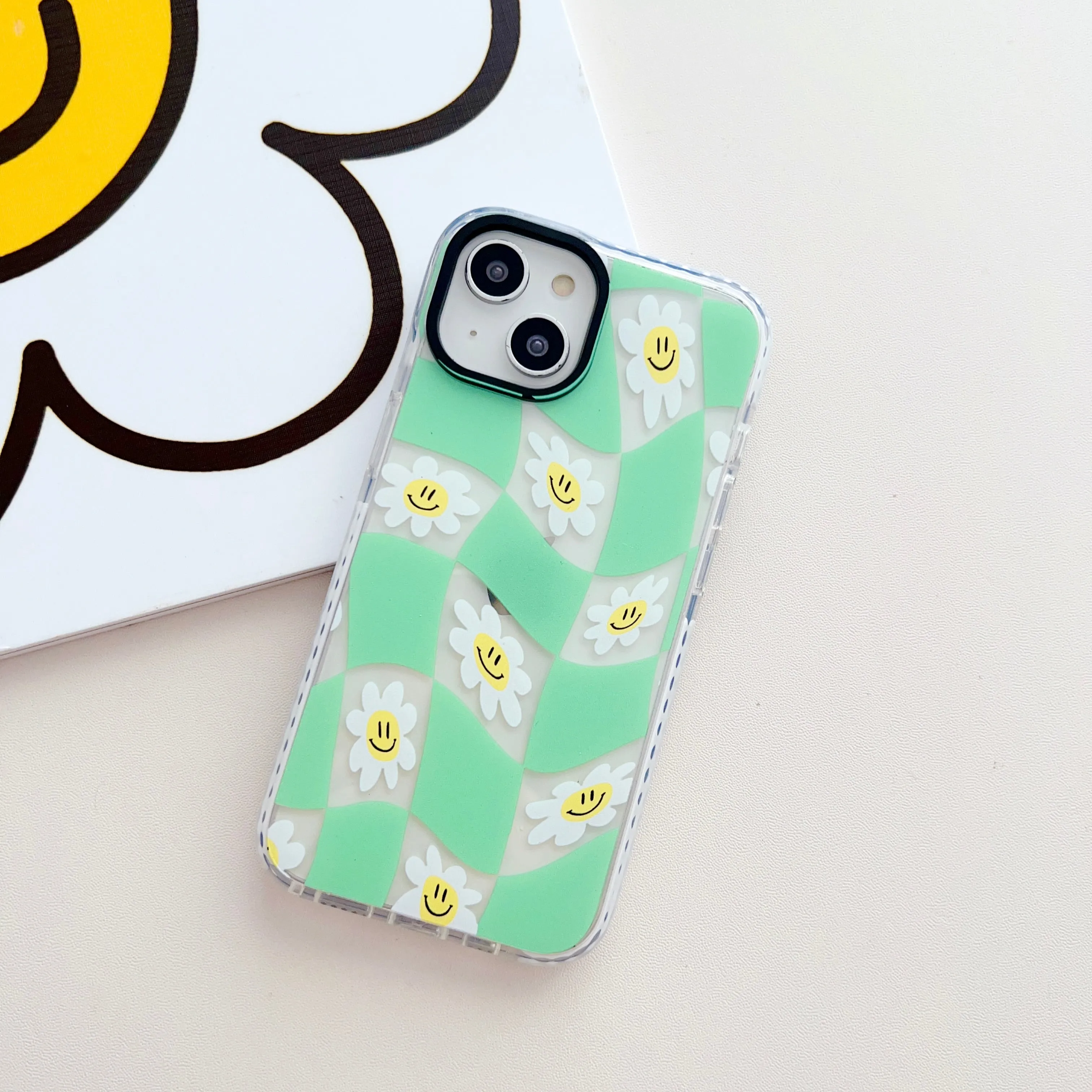 Happy Daisy Designer Impact Proof Silicon Phone Case for iPhone