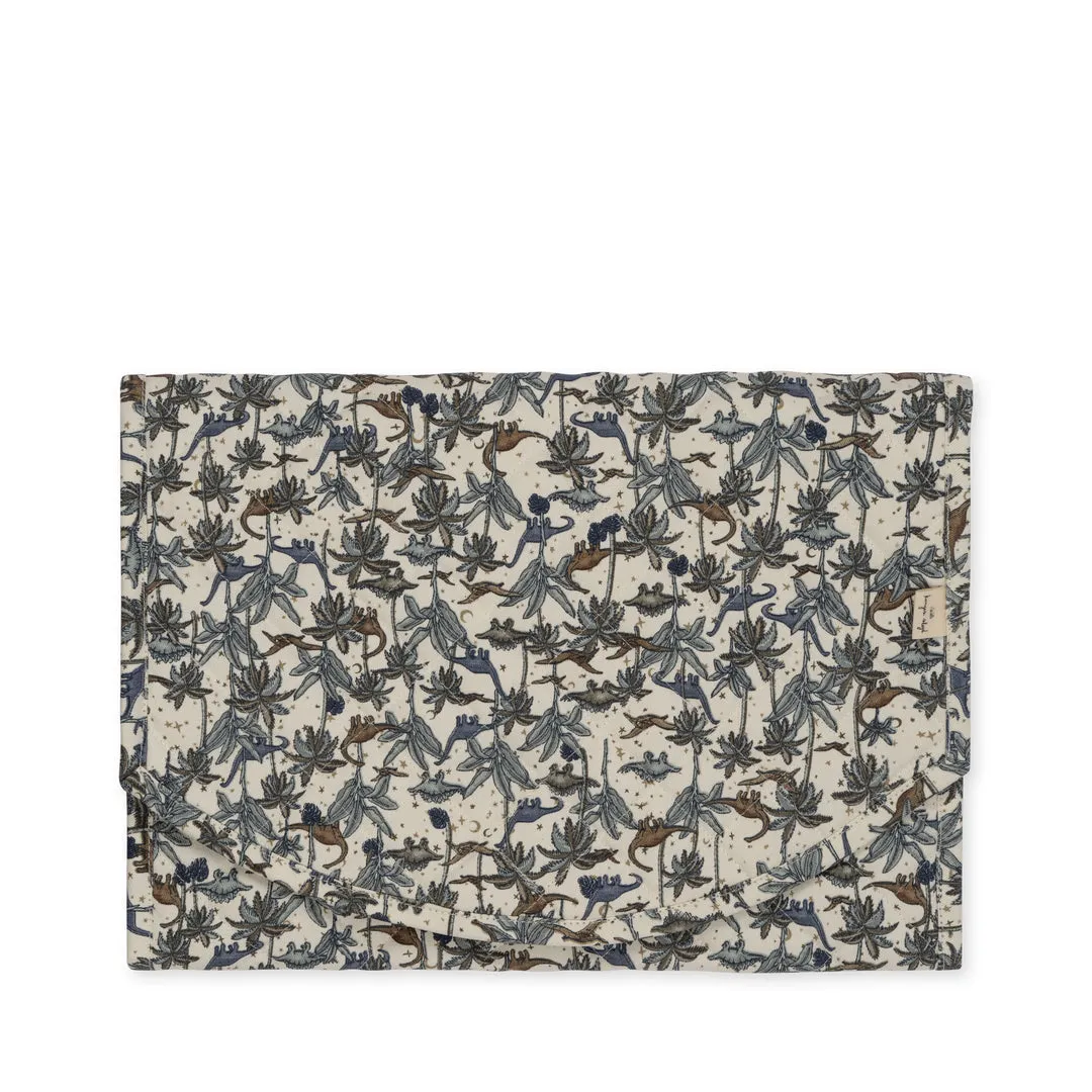 Konges Sløjd Changing Pad/Clutch - Dino Blue