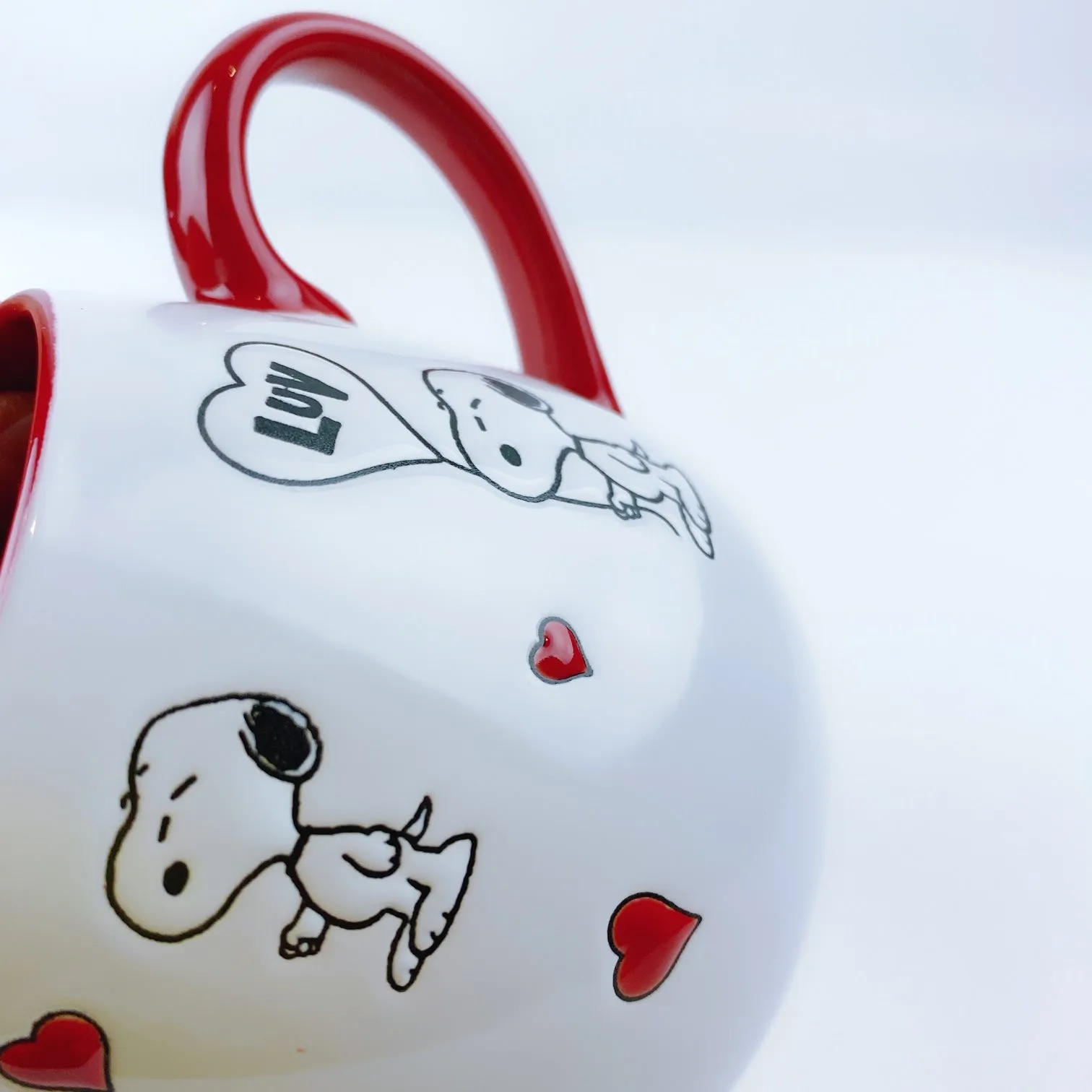 Peanuts Snoopy Luv Balloon Ceramic Red Mug 20oz