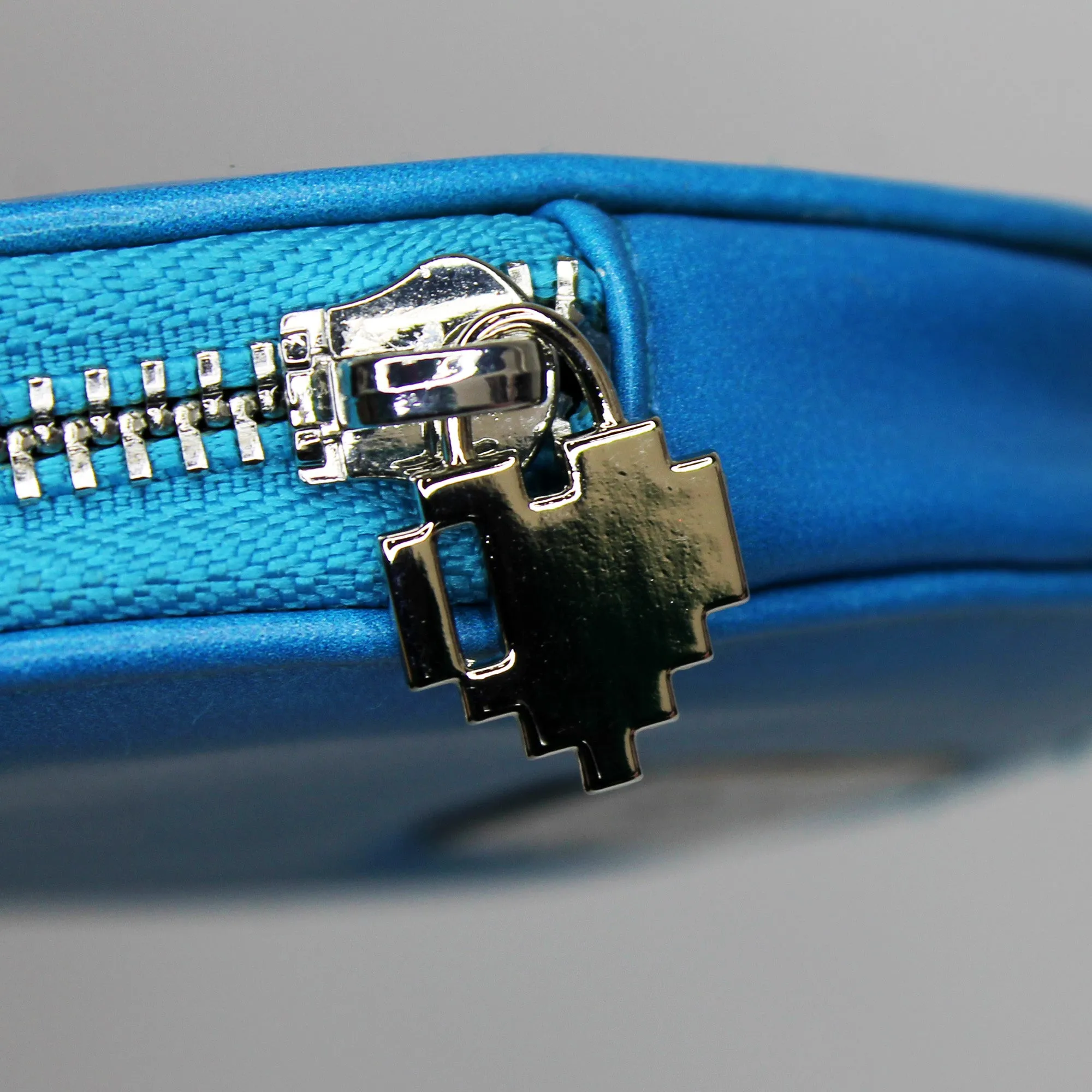 Tamagotchi Coin Purse Blue