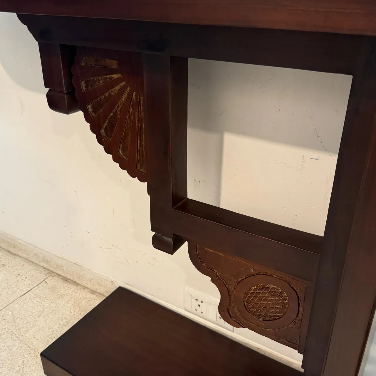 Wooden console : Kavya 5